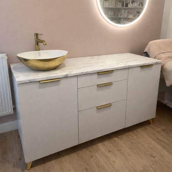 Komoda Kosmetyczna z umywalką